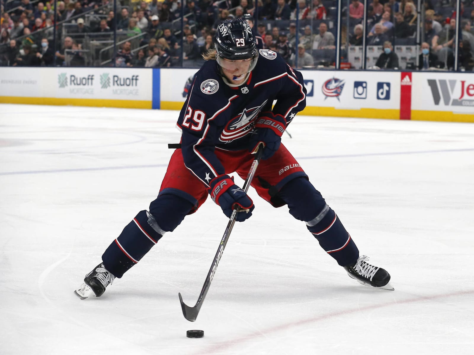 Jackets fall in opener 4-1 to Hurricanes, Laine leaves with injury