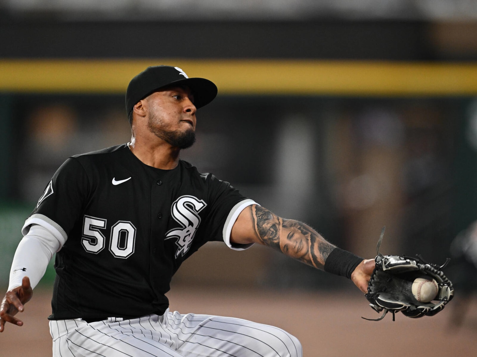 White Sox Recall Lenyn Sosa, Place Eloy Jimenez on Paternity List