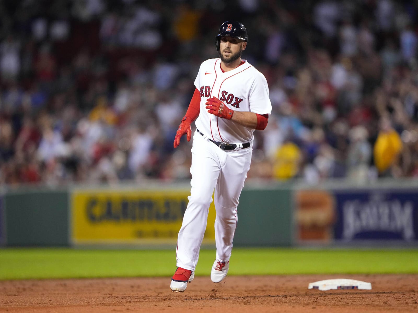 Former Red Sox infielder Travis Shaw announces retirement from