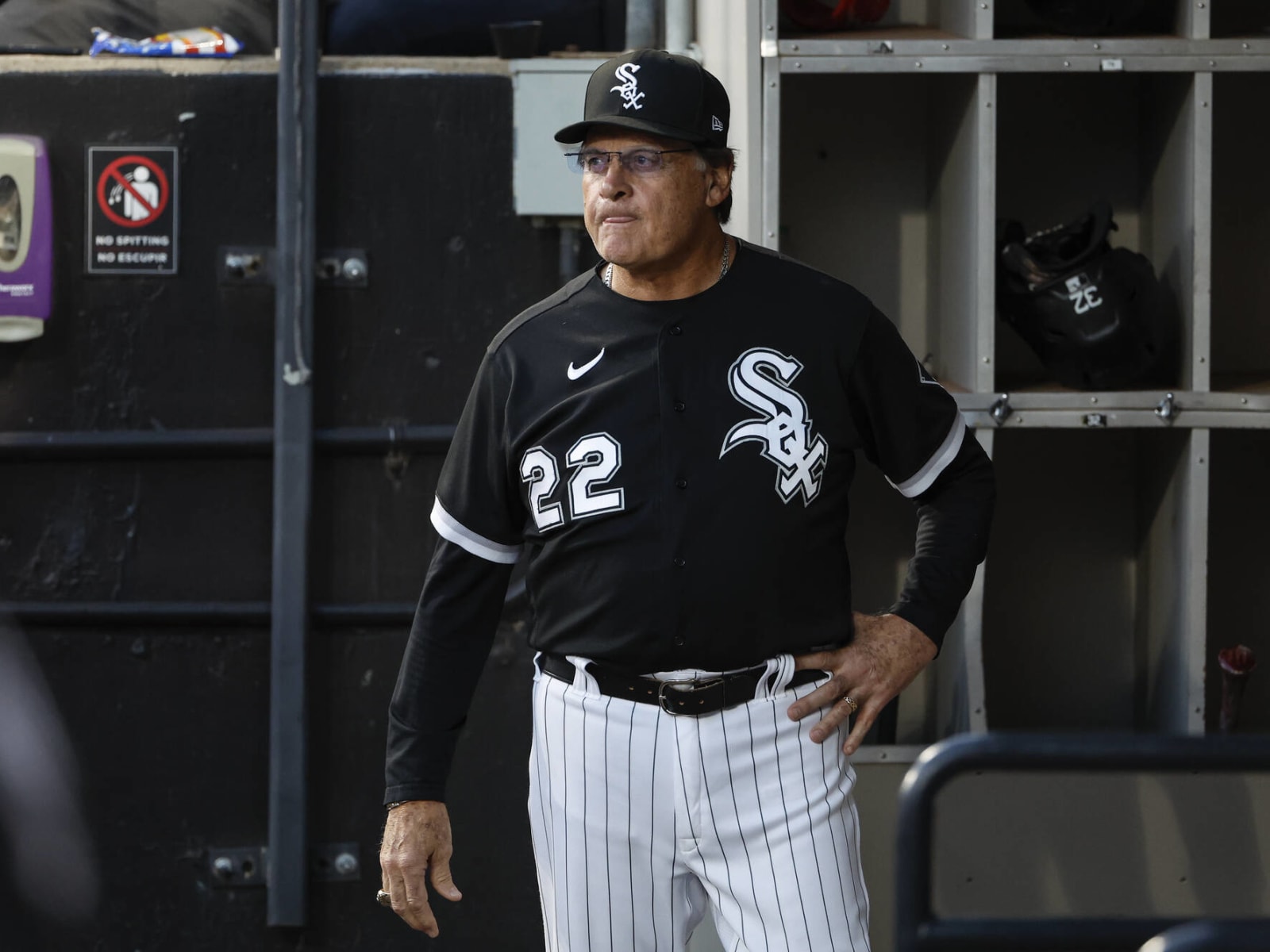White Sox's Tony La Russa out indefinitely with unspecified issue