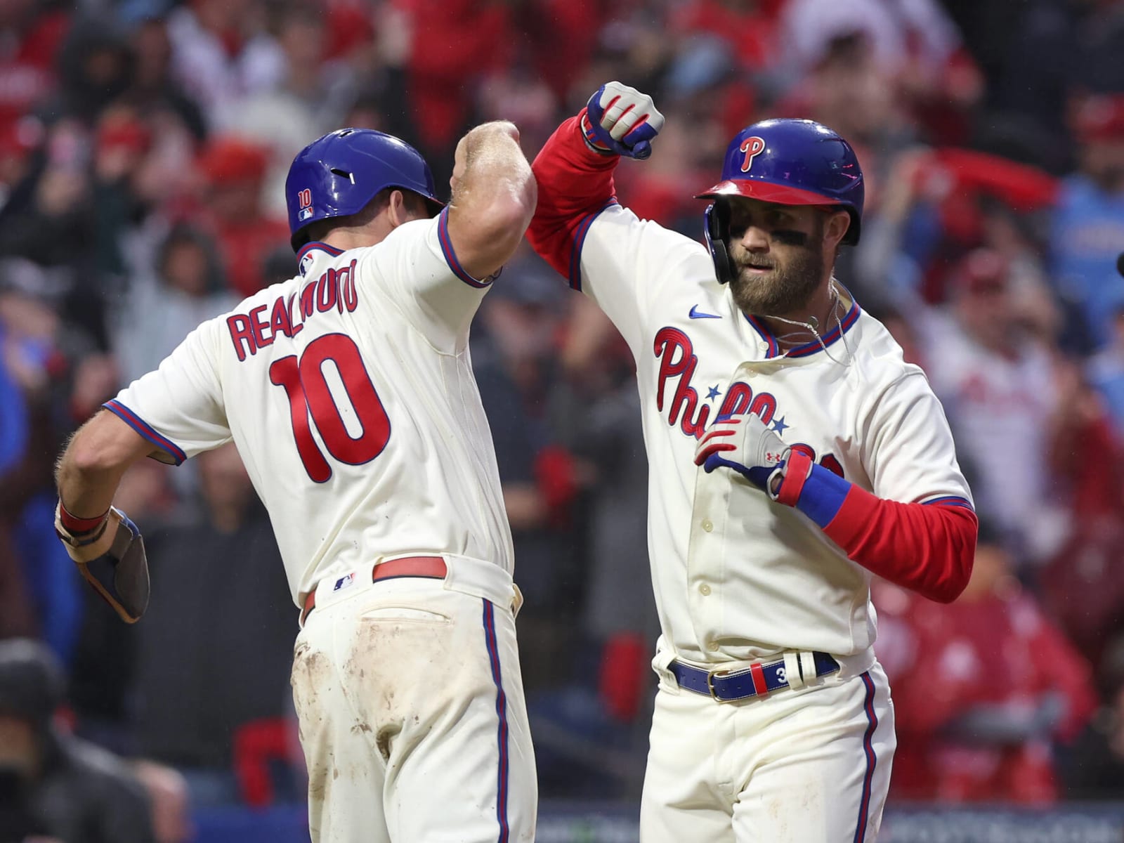 The men managing the World Series: Rob Thomson and Dusty Baker