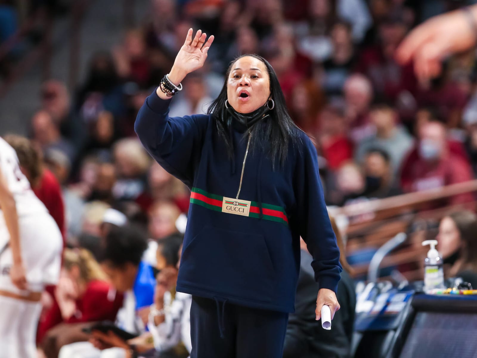 Women's basketball: South Carolina's Dawn Staley wins Naismith COY