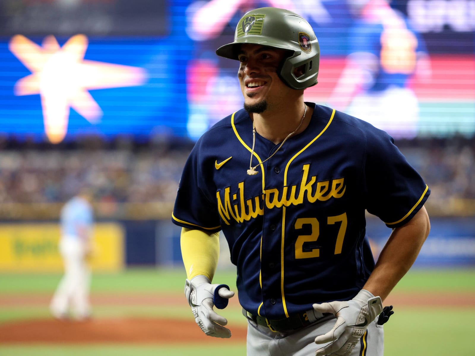 Brewers place shortstop Willy Adames on concussion list after hit