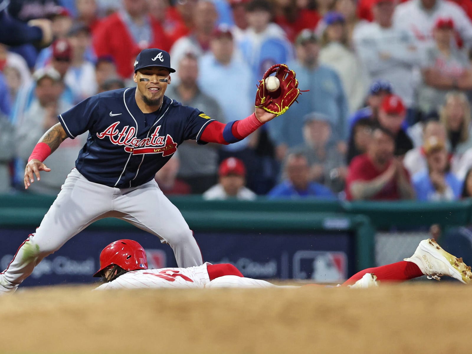 PHILADELPHIA, PA - SEPTEMBER 12: Orlando Arcia #11 of the Atlanta