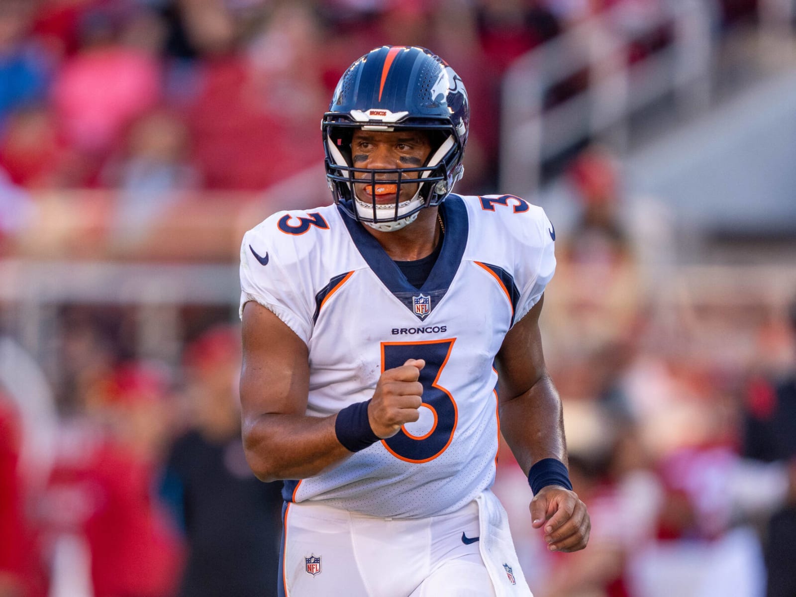 Broncos coach Sean Payton aims to help Russell Wilson revive his