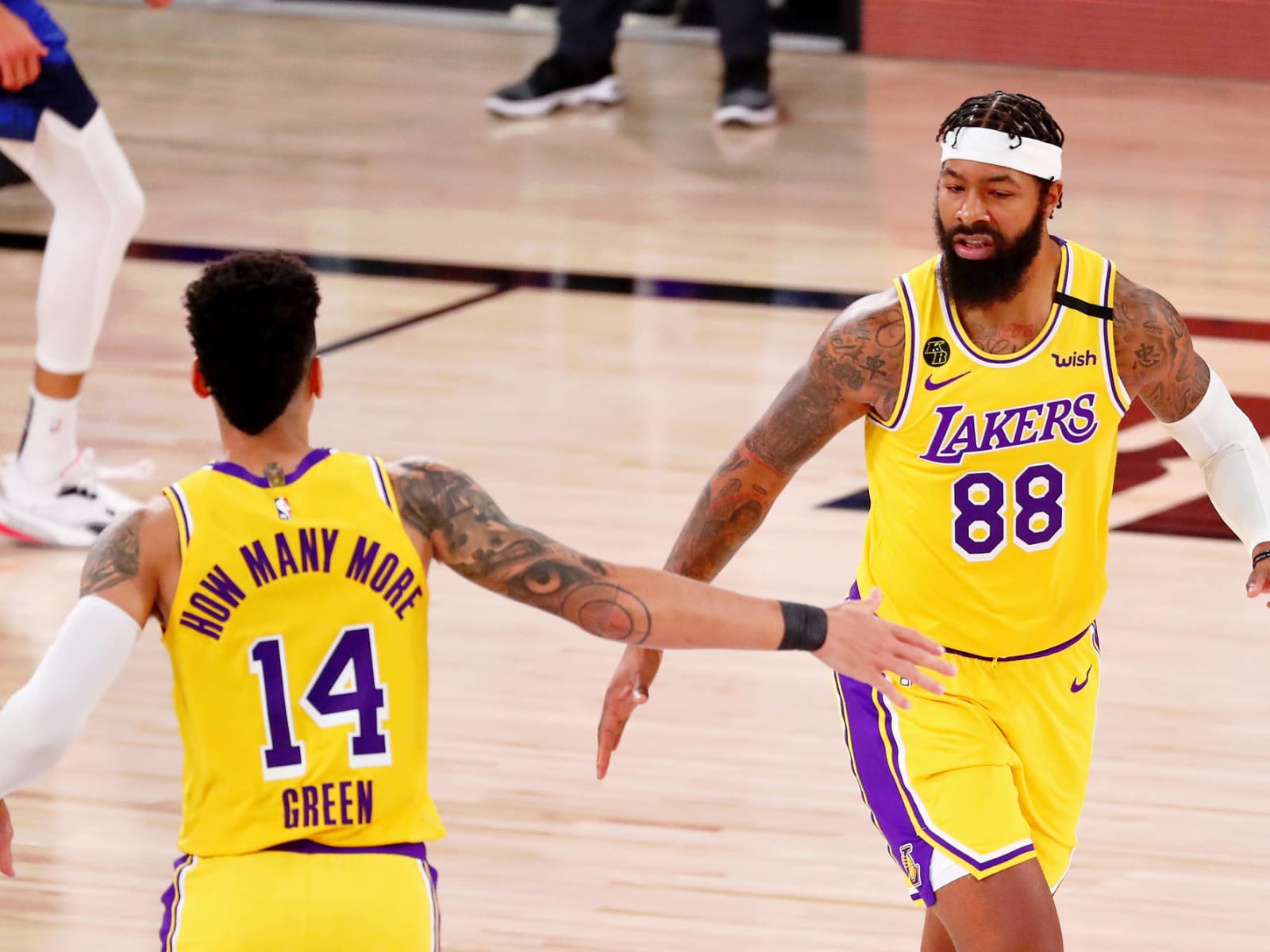 MARKIEFF MORRIS UPVOTE PARTY : r/lakers