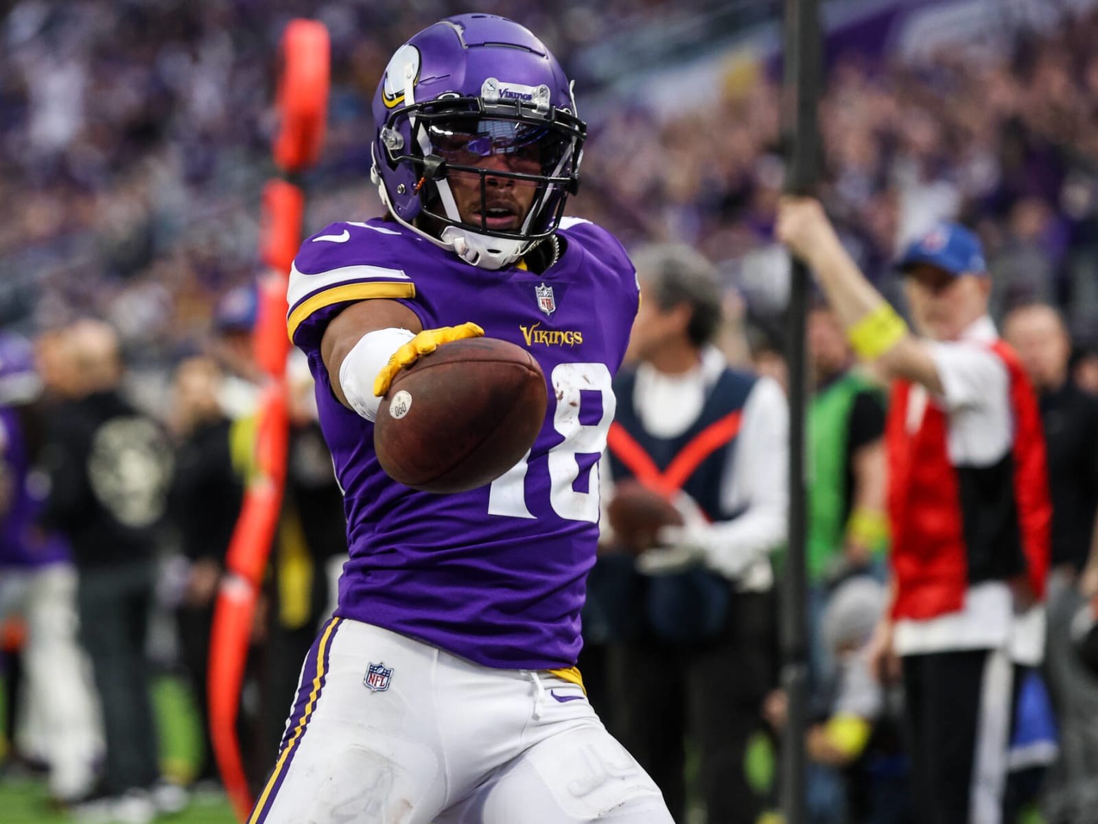 Justin Jefferson says his situation 'different' than others, extension up  to Vikings