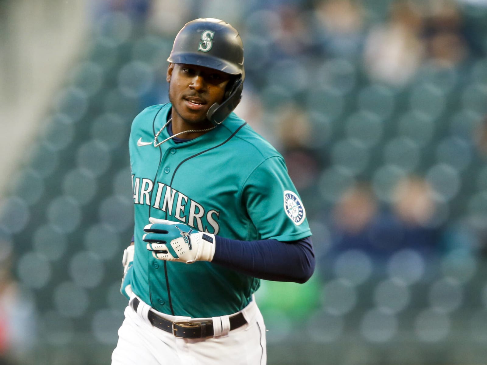 Mariners Reinstate OF Kyle Lewis from the 10-Day Injured List