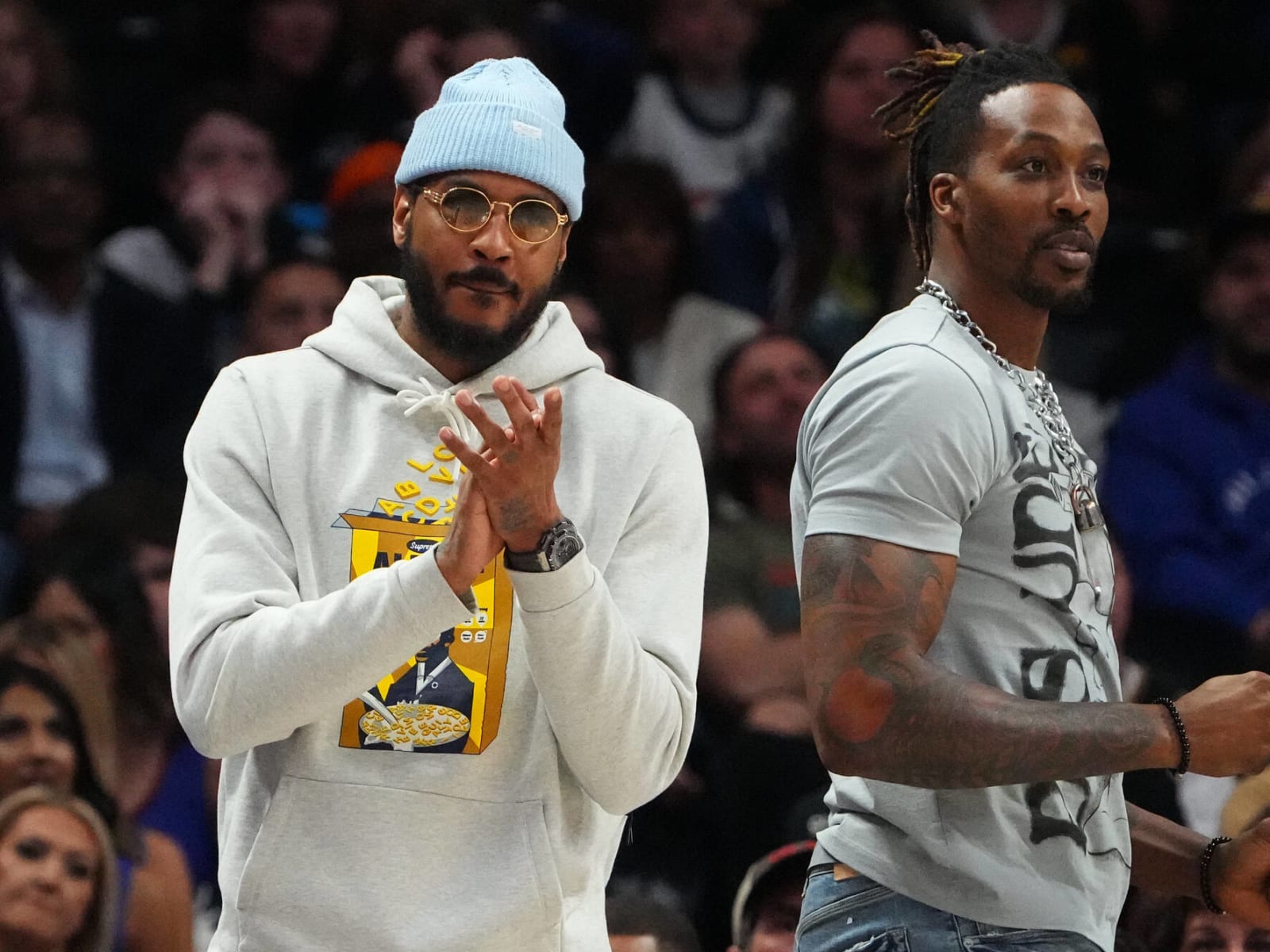 NBA Fans Troll Carmelo Anthony And Chris Paul For Having 0 Rings In Their Careers 6 Rings In One Photo Yardbarker