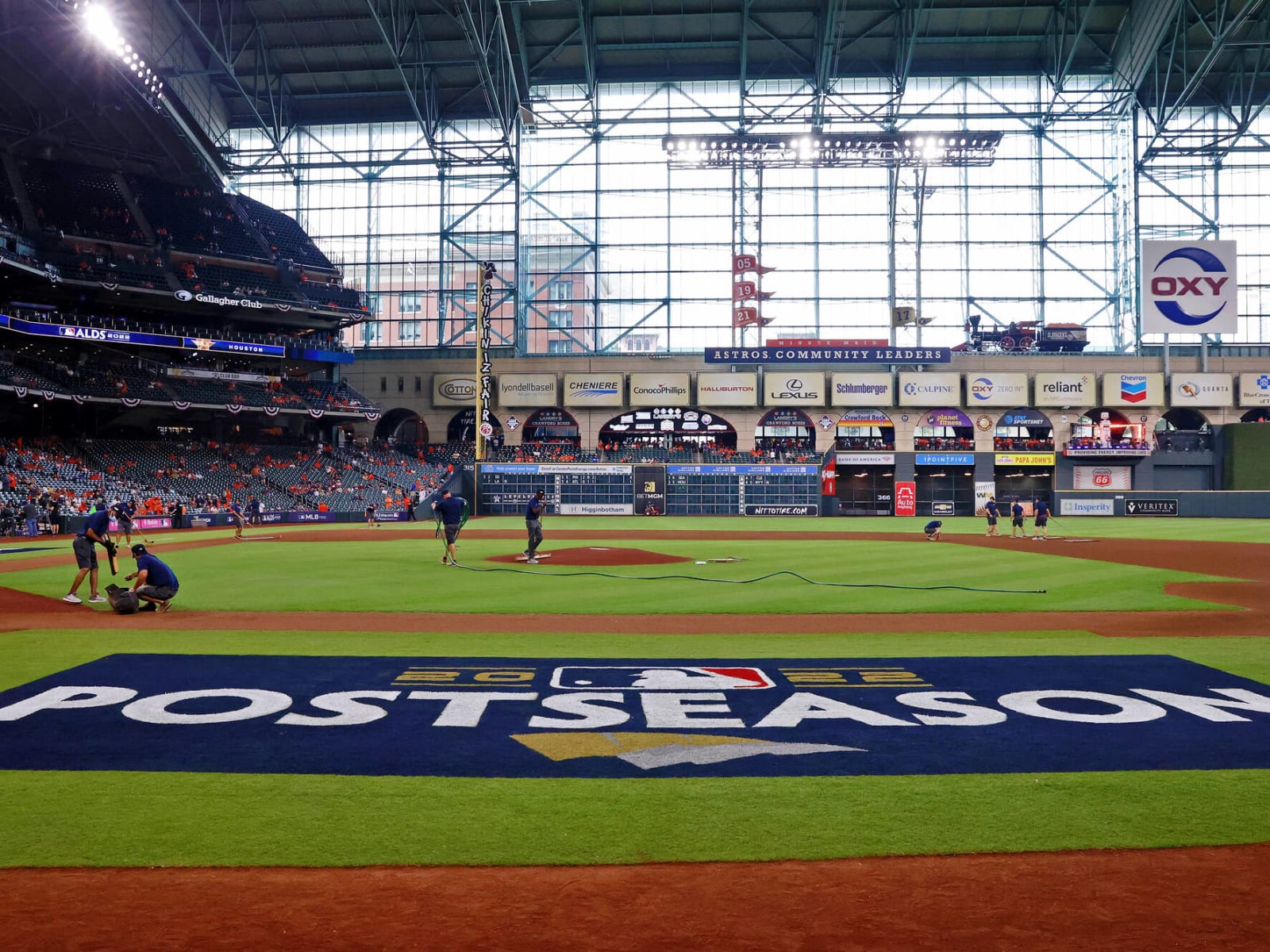 MLB Europe on X: Houston, we have lift-off 🚀 The @astros Space City unis  made their on-field debut last night #MLB #MLBEurope #LevelUp   / X