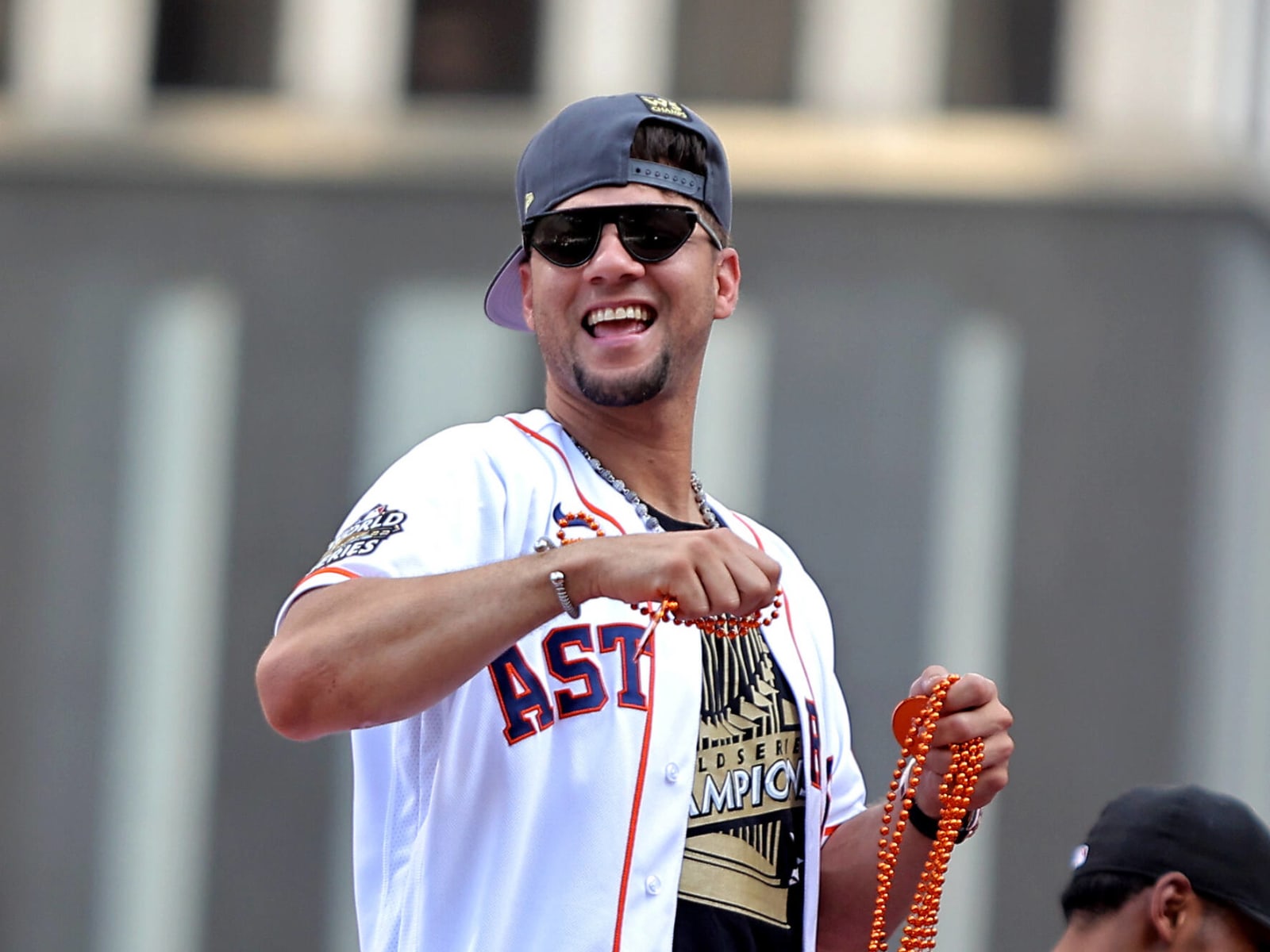 Houston Astros: Yuli Gurriel agrees to deal with Miami Marlins