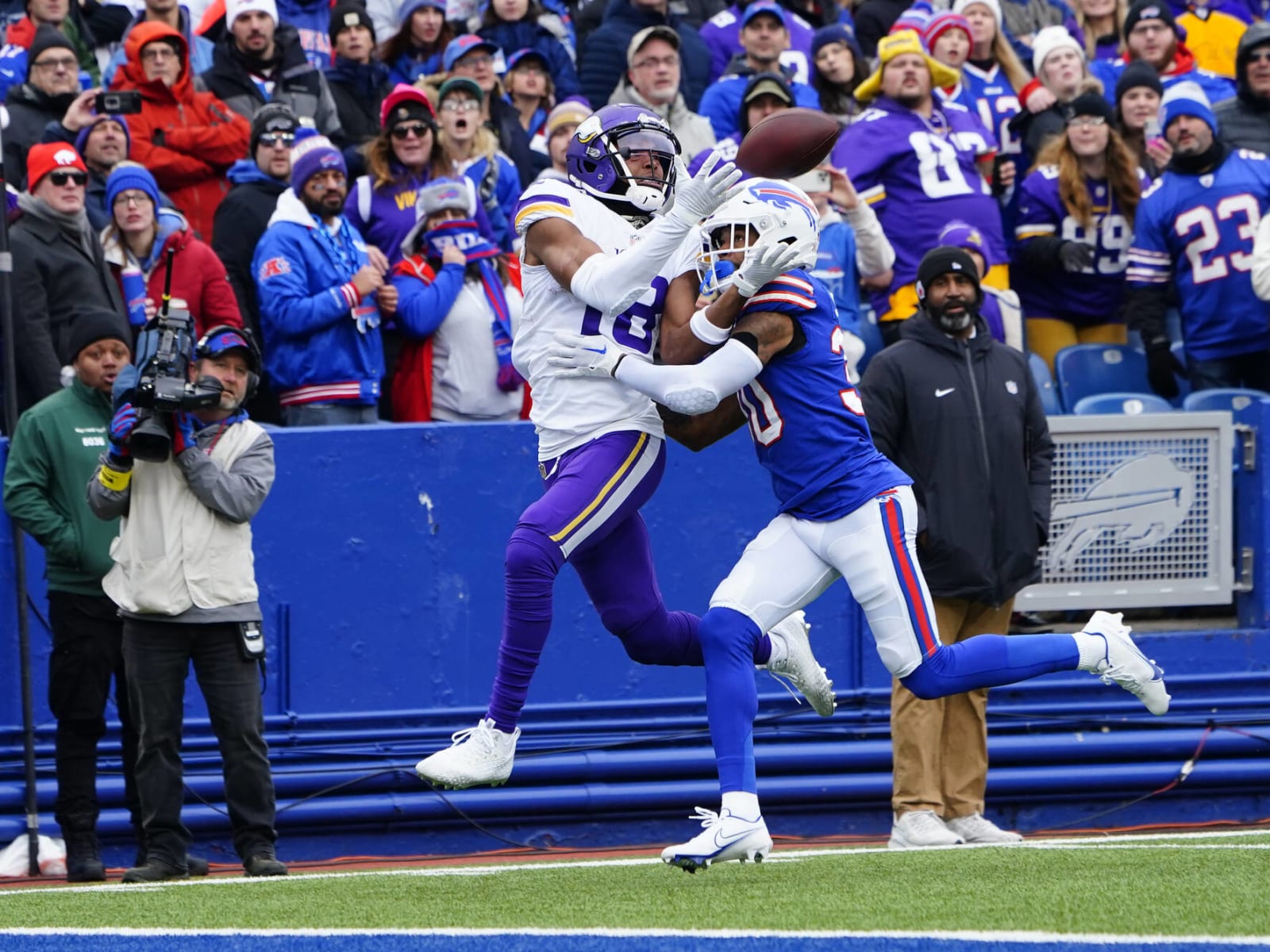 Video: Justin Jefferson made miracle one-handed catch