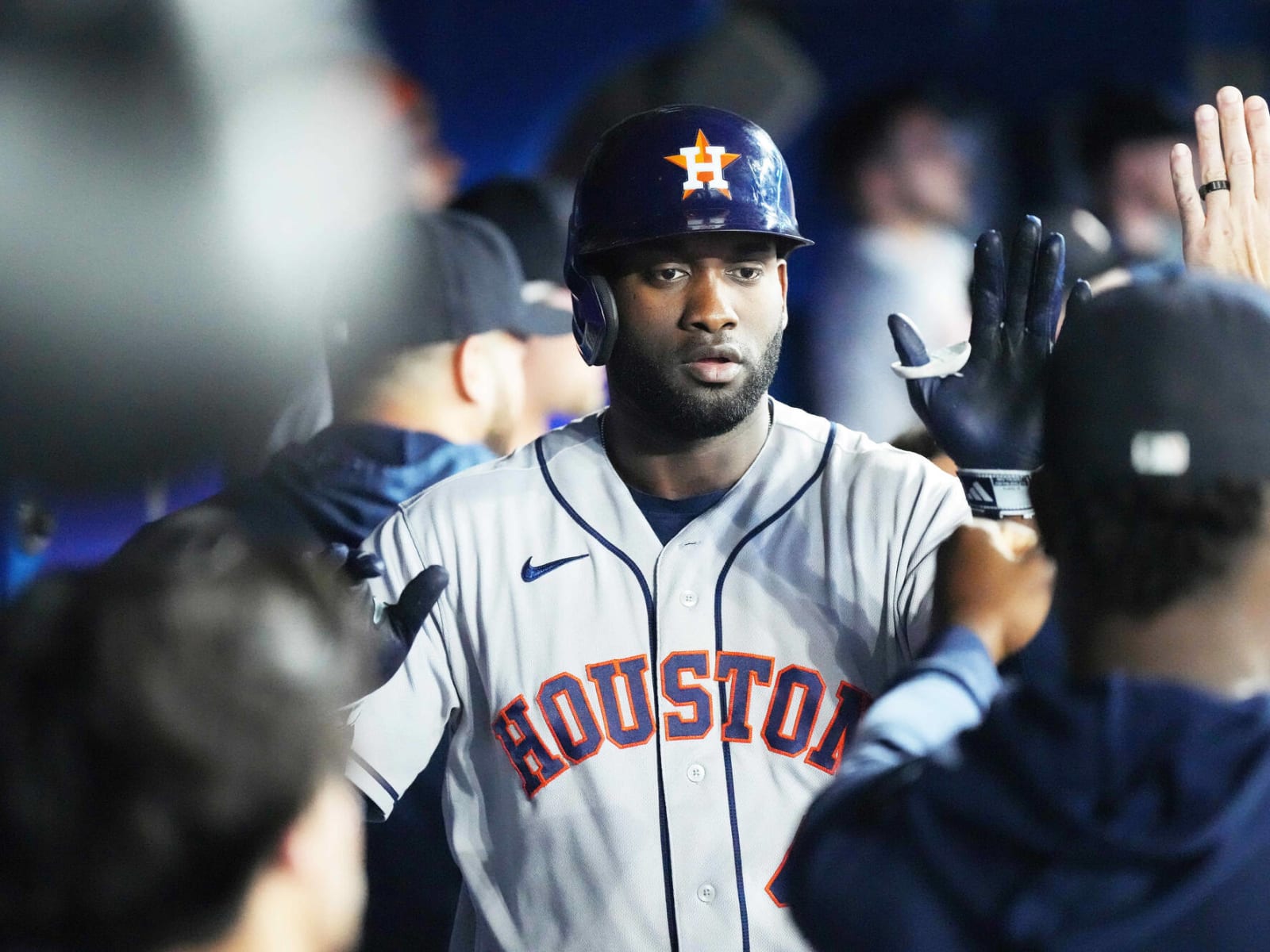 Houston Astros' Yordan Alvarez likely out a month with oblique injury