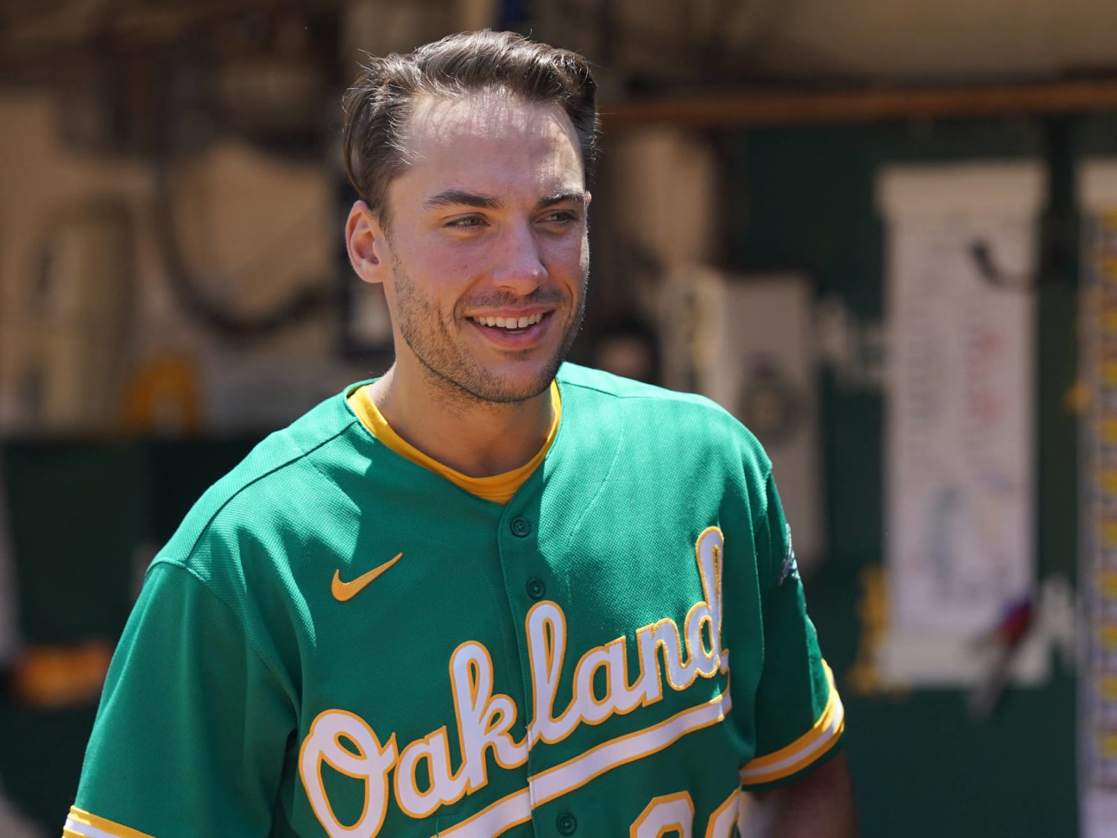 Which teams are most likely to acquire A's 1B Matt Olson?