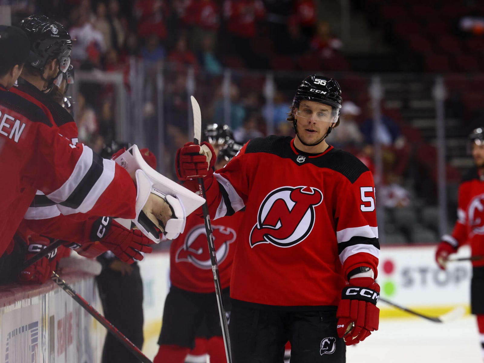 New Jersey Devils Beat Philadelphia Flyers To Stop Slide