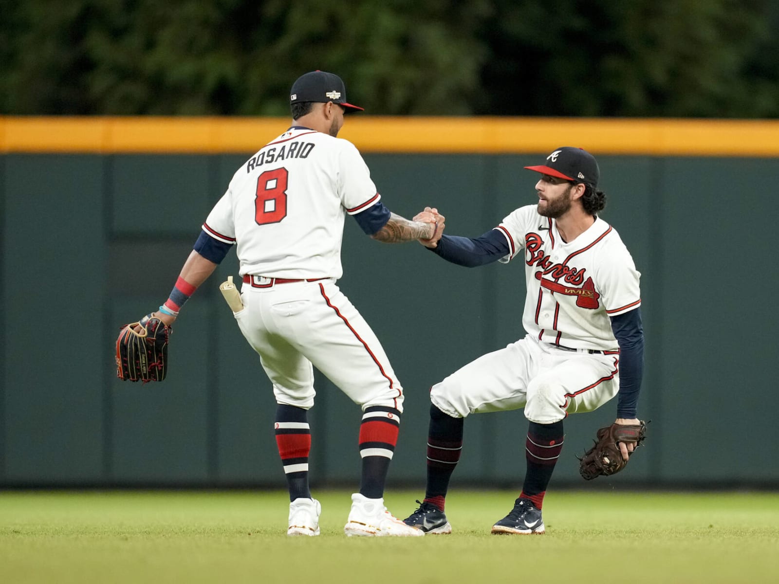 VIDEO: Dansby Swanson gives a tour of the new Braves clubhouse : r/Braves