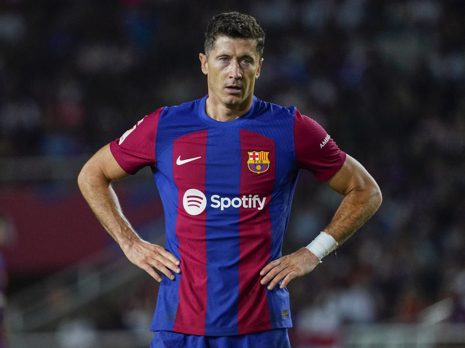 Barcelona's Robert Lewandowski sidelined with sprained ankle