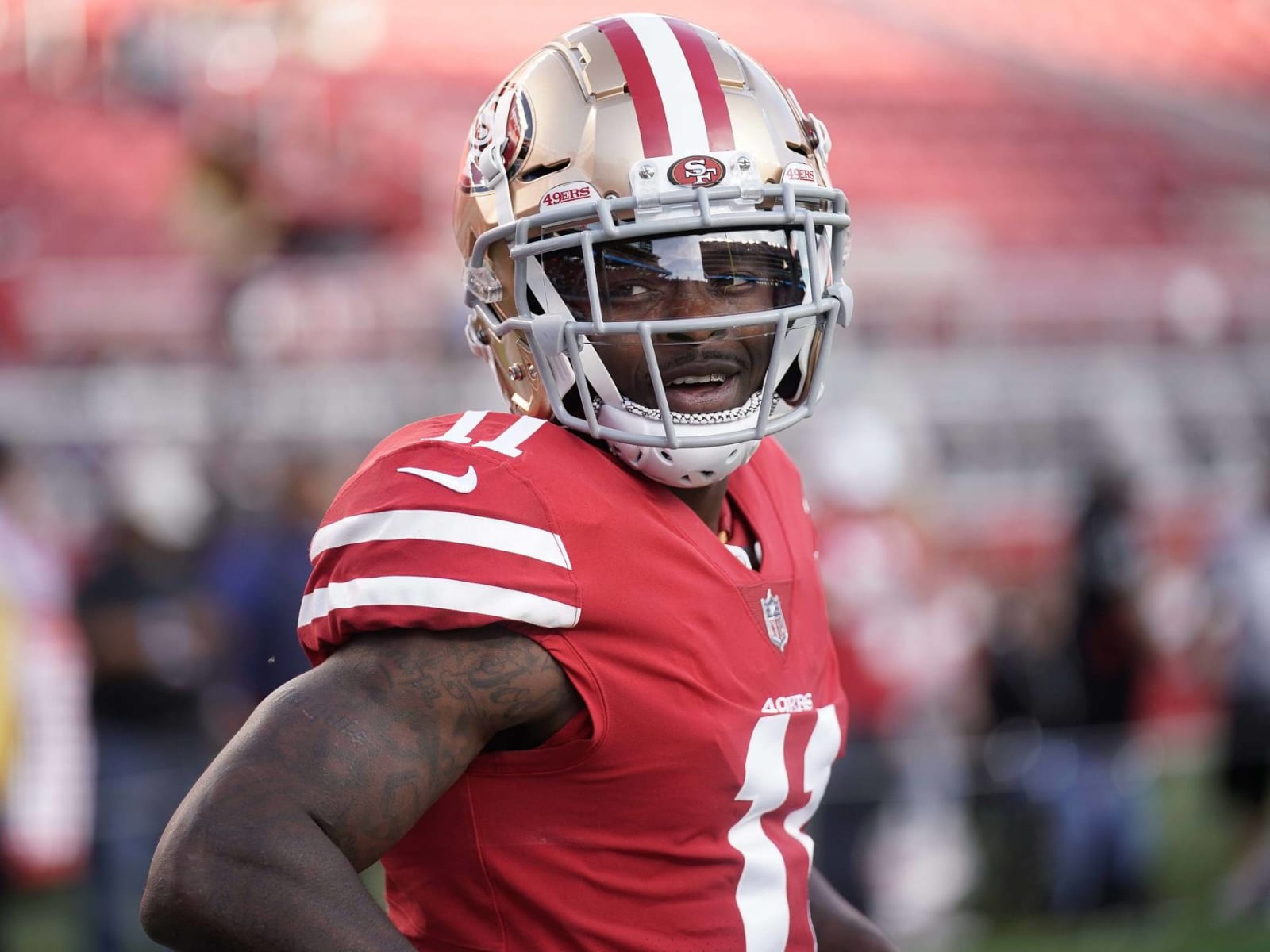 wr-marquise-goodwin-signs-one-year-contract-with-bears-yardbarker