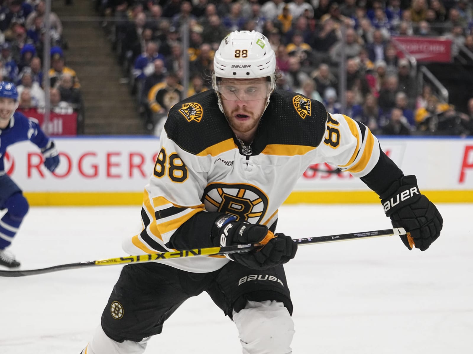 David Pastrnak Uses Happy Gilmore Hockey Stick Putter in NHL Skills  Competition