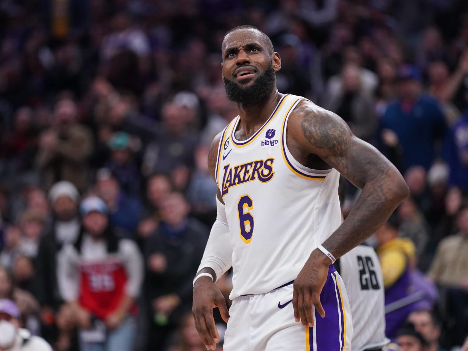 LeBron James will join this list of NBA players with numbers retired by  multiple teams – NBC Los Angeles