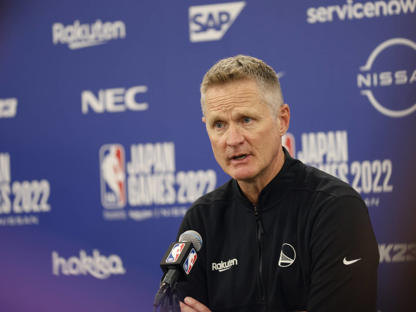 He trusted me more afterwards': Steve Kerr once revealed how Michael Jordan  punching him in the face helped their relationship
