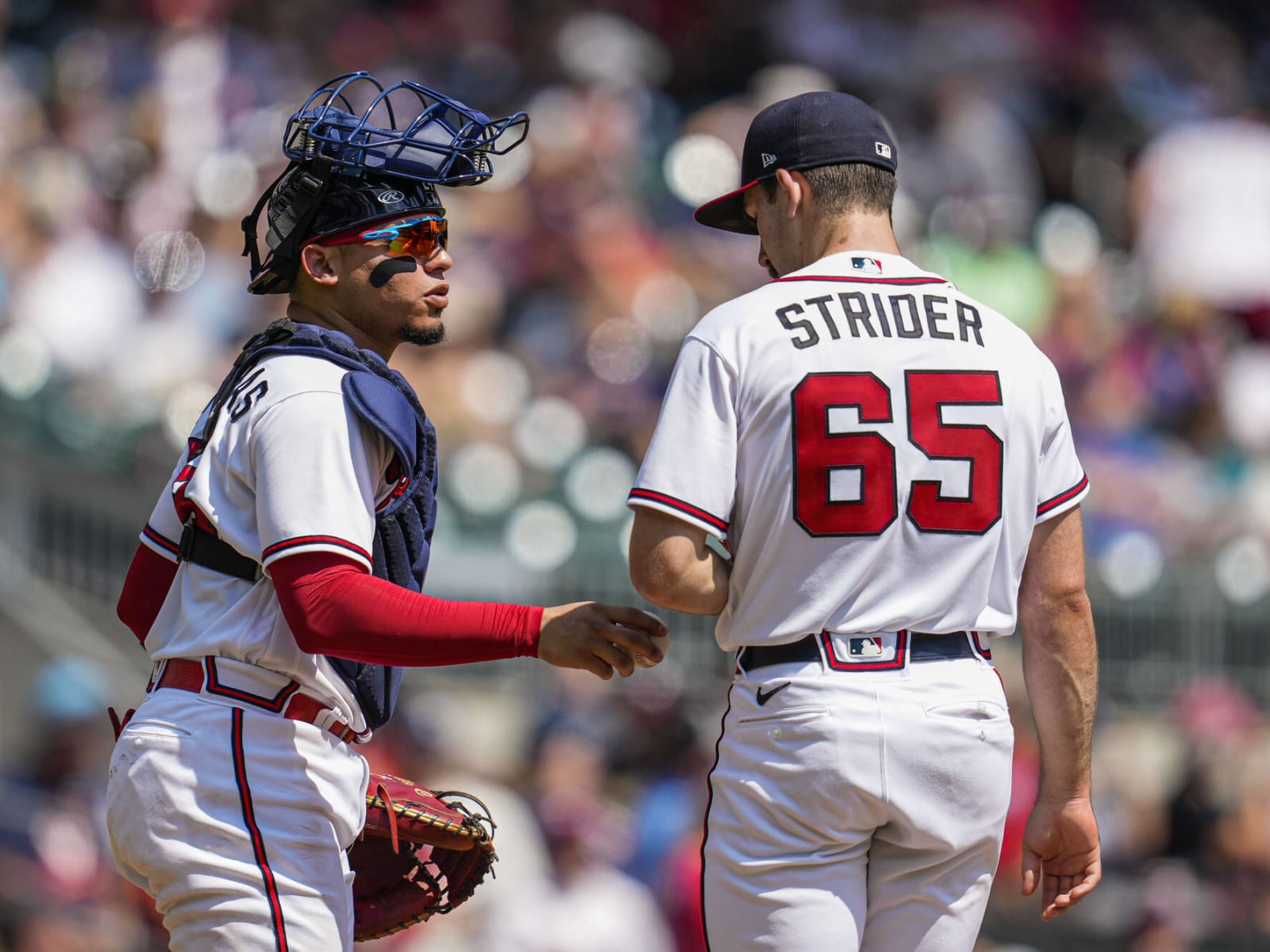 Braves rookie Spencer Strider (oblique) makes playoff roster - ESPN