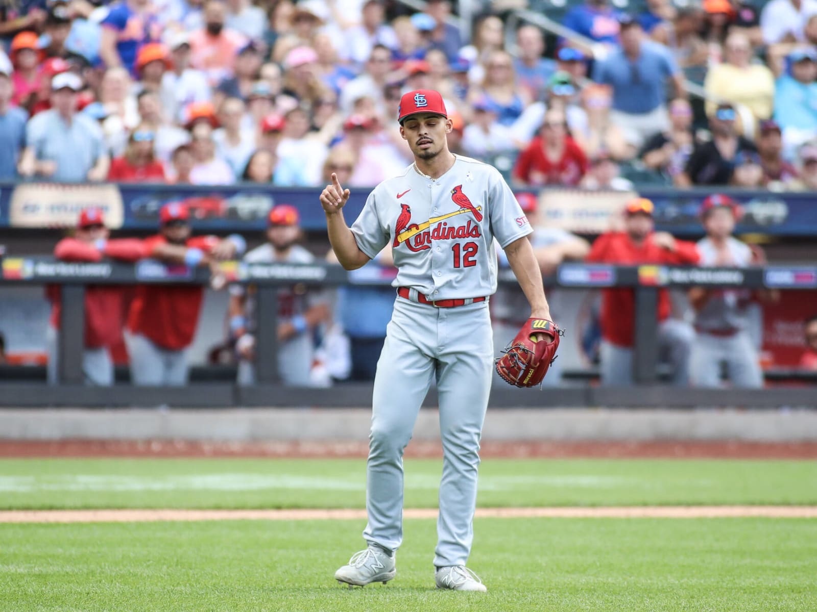 Blue Jays acquire Jordan Hicks in trade with Cardinals