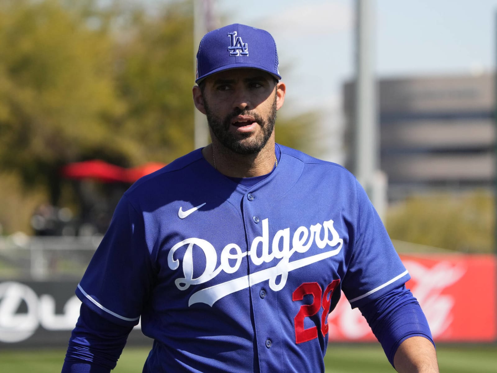 Dodgers Spring Training: Dave Roberts Believes Up To 9 Pitchers