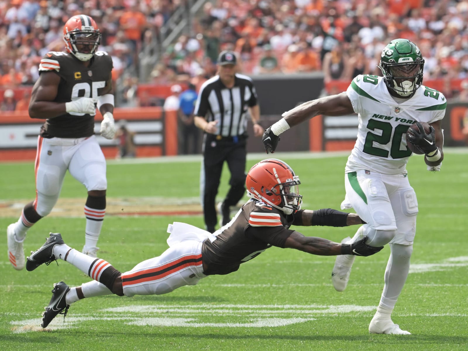 PFF Grades Denzel Ward As Browns' Worst Defender