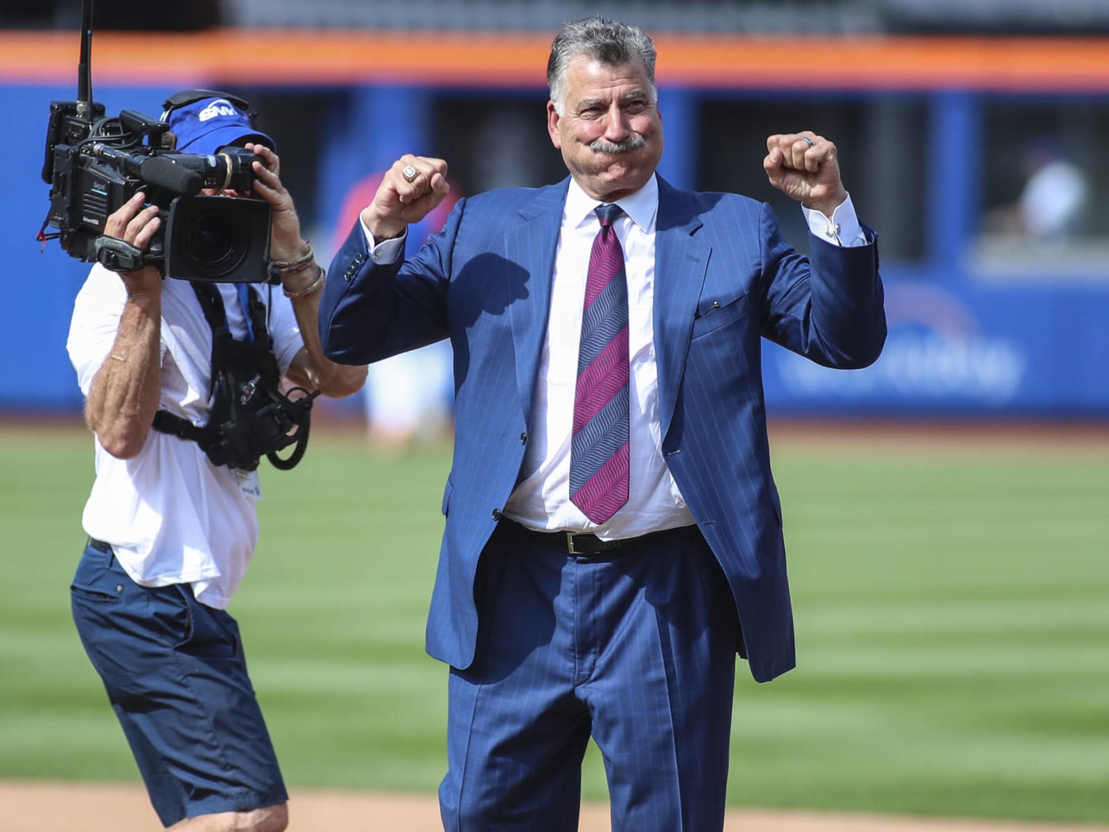 Honoring Keith Hernandez's No. 17 jersey retirement with 17 stories of the  Mets lifer - The Athletic