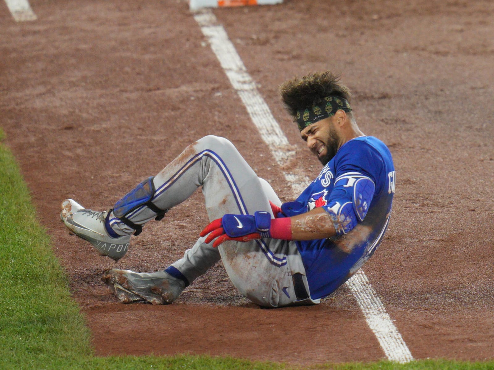 Blue Jays place Gurriel Jr. on 10-day IL due to left hamstring strain