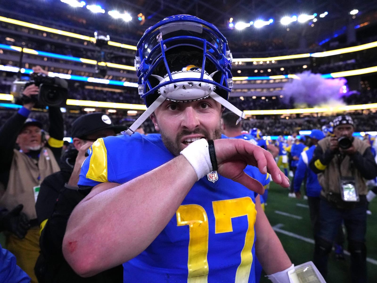 Myles Garrett not surprised to see Baker Mayfield's late-game heroics