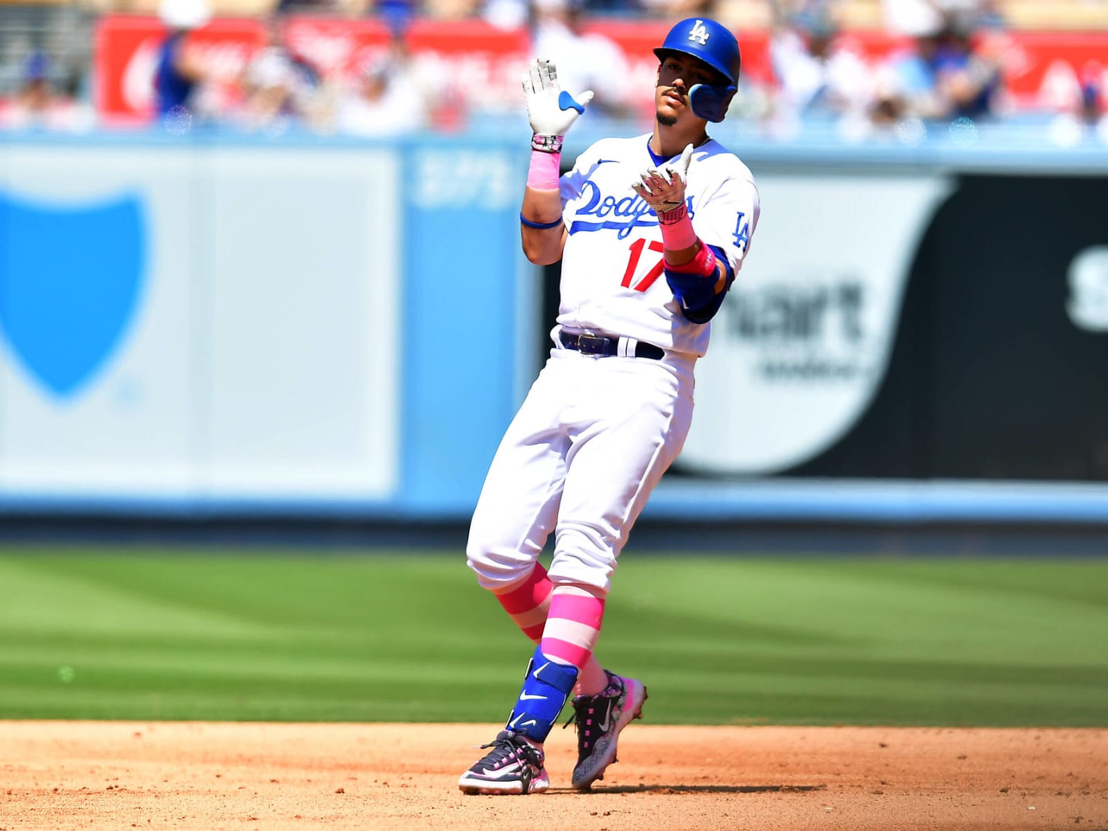 Dodgers Spring Training: Miguel Vargas Sustained Fractured Pinky