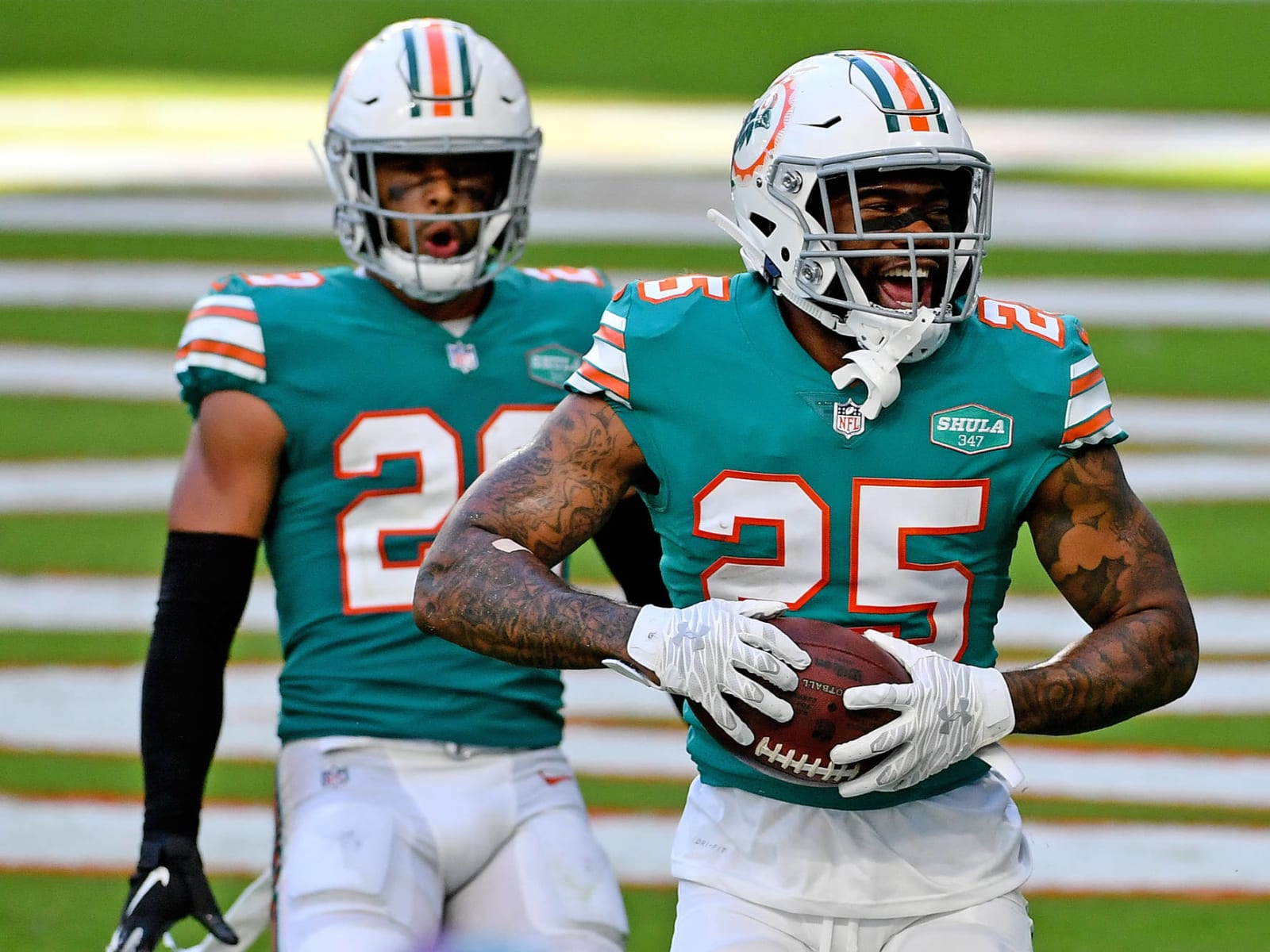 Dolphins Pro Bowl CB Xavien Howard wants new contract