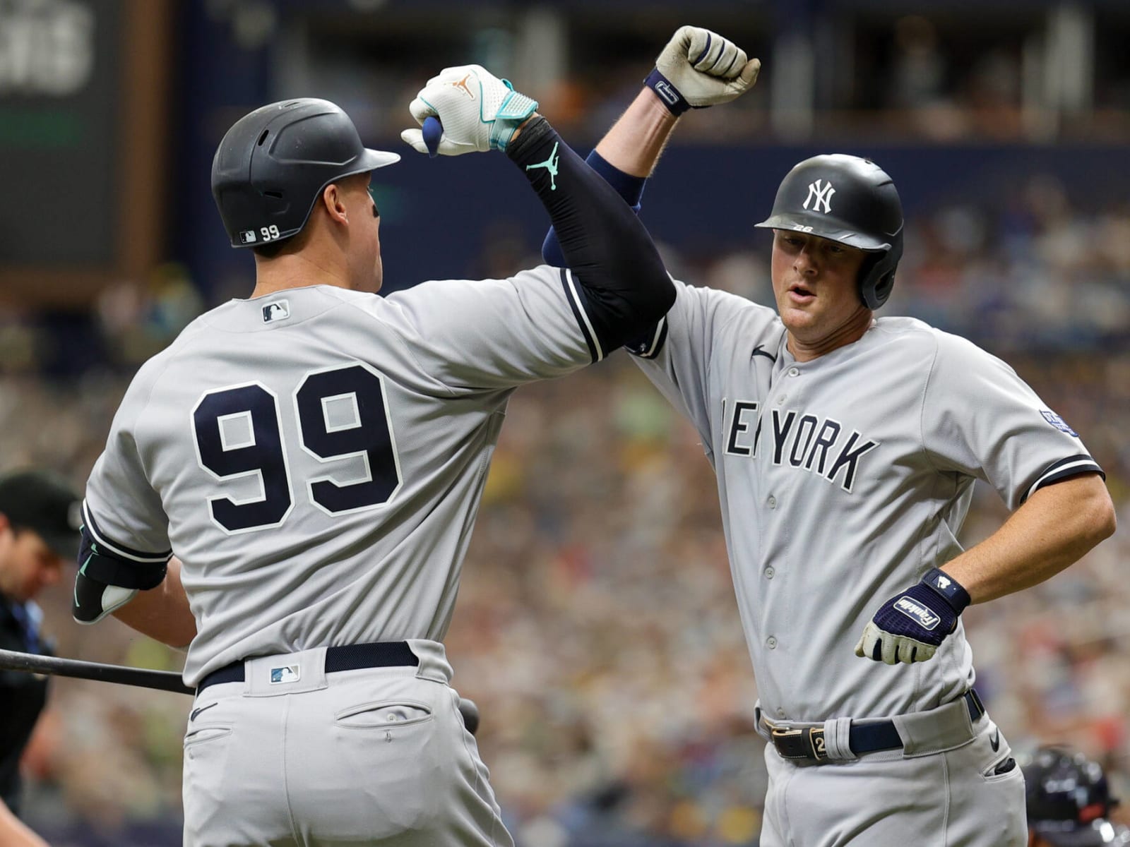 DJ LeMahieu Player Props: Yankees vs. Phillies