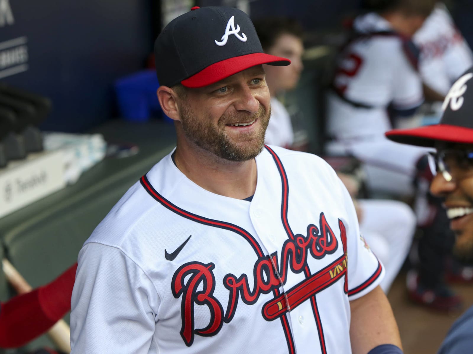 Braves catcher Stephen Vogt out for rest of season after hernia