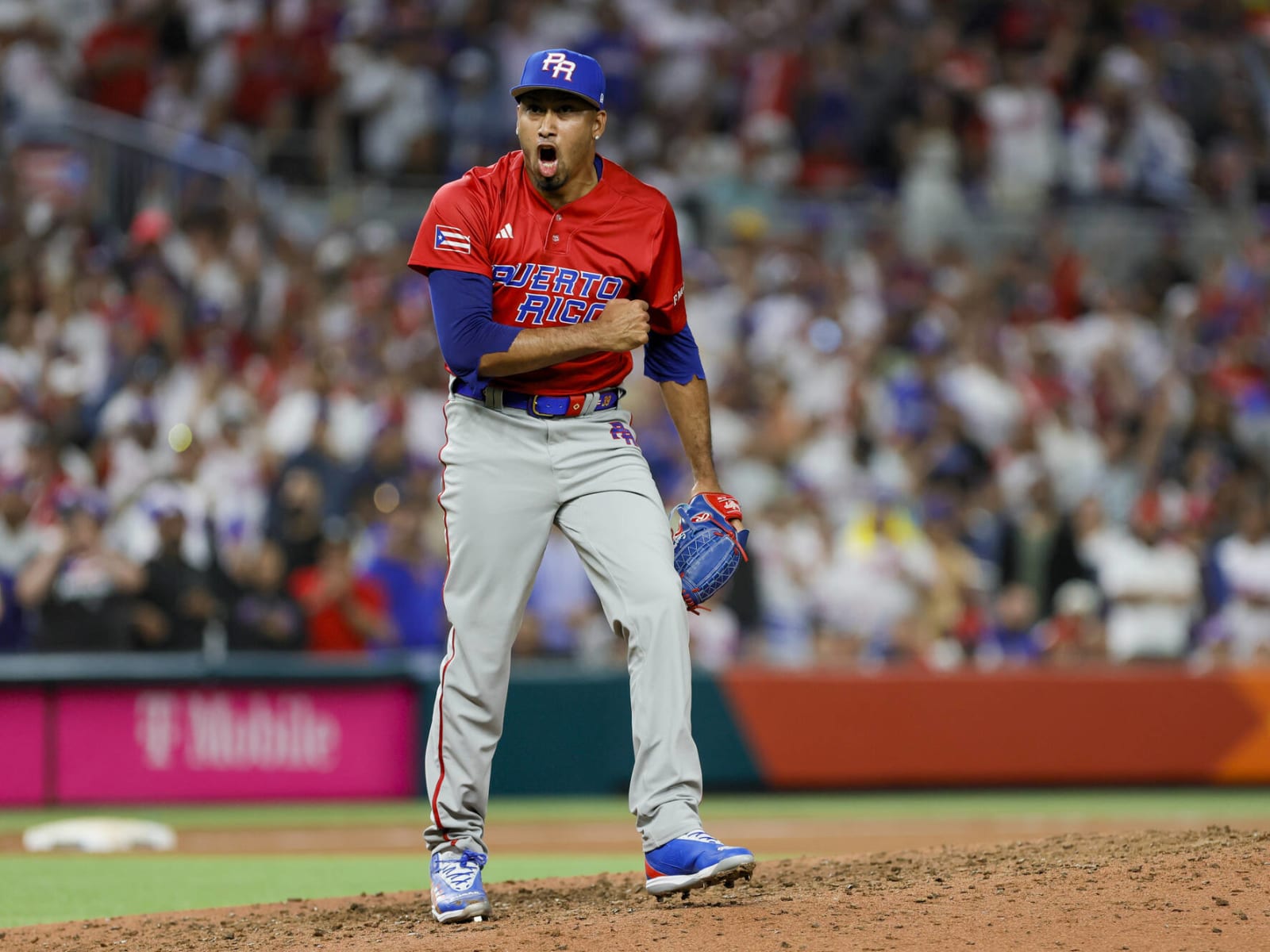 Red Sox/Edwin Diaz rumors: Boston discussing closer with Mets