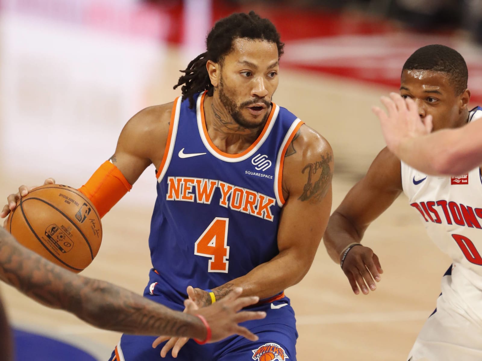 Derrick Rose Told by NBA to Stop Wearing Kinesiotape on His Neck During  Games, News, Scores, Highlights, Stats, and Rumors