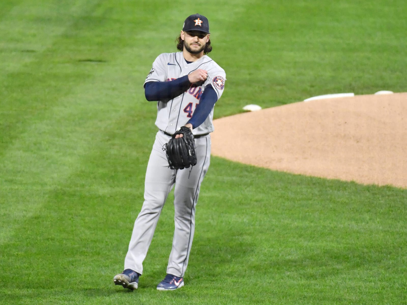 Phillies – Astros: Lance McCullers Jr. tipping pitches? See videos