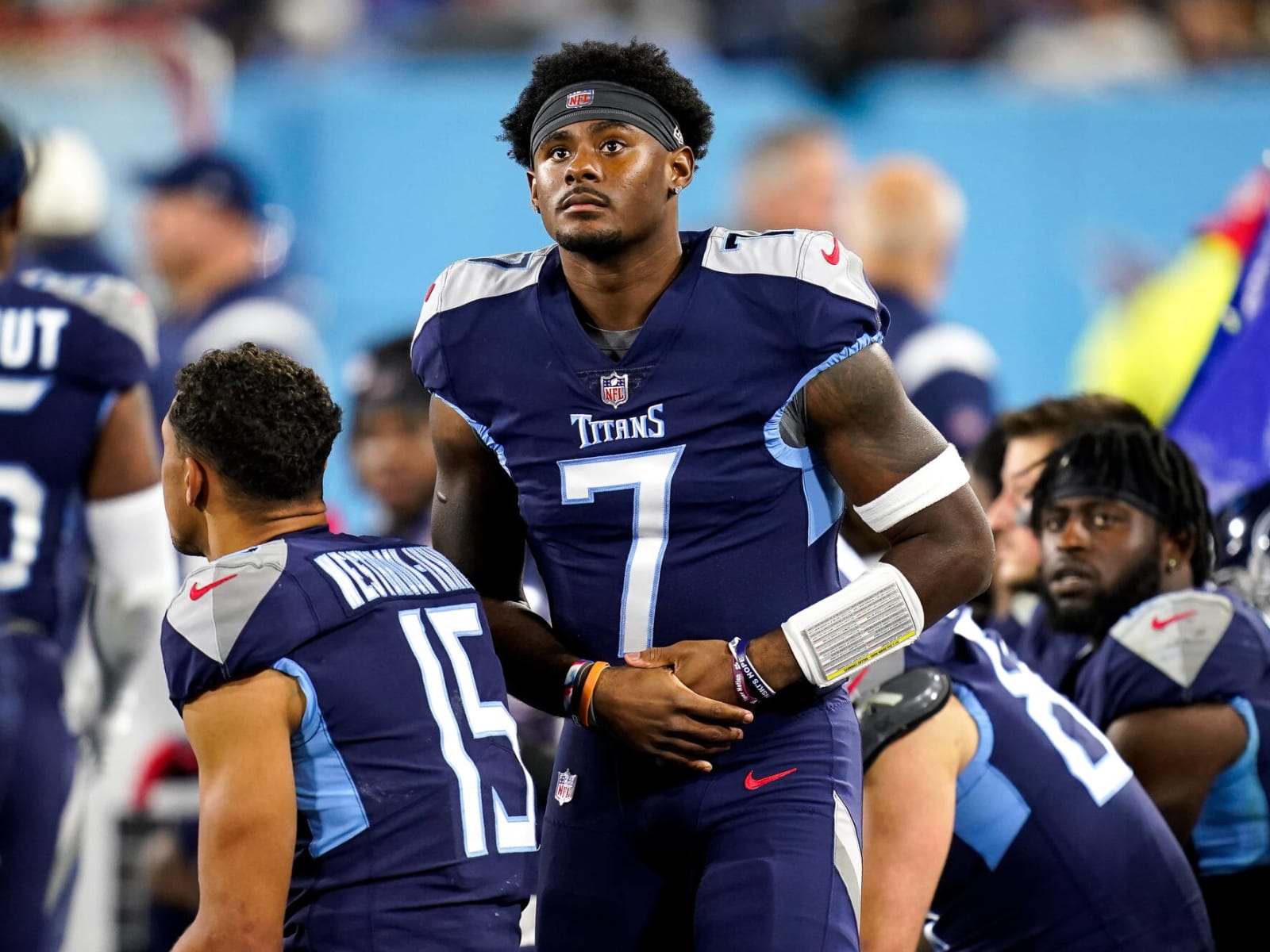 First preseason game shines spotlight on Titans QBs - Axios Nashville