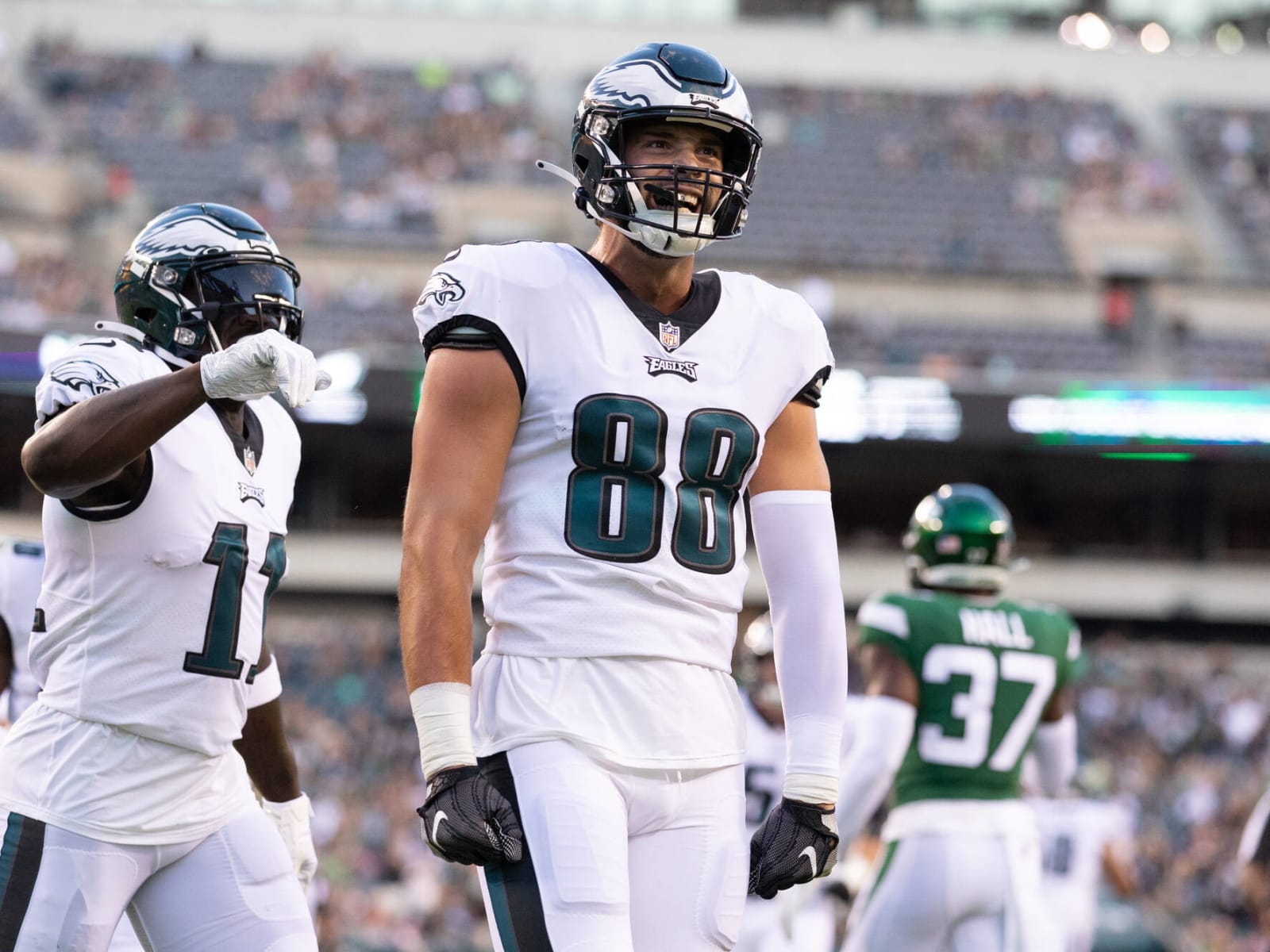 Two MNF props for Vikings-Eagles: Look for Dallas Goedert to make a play