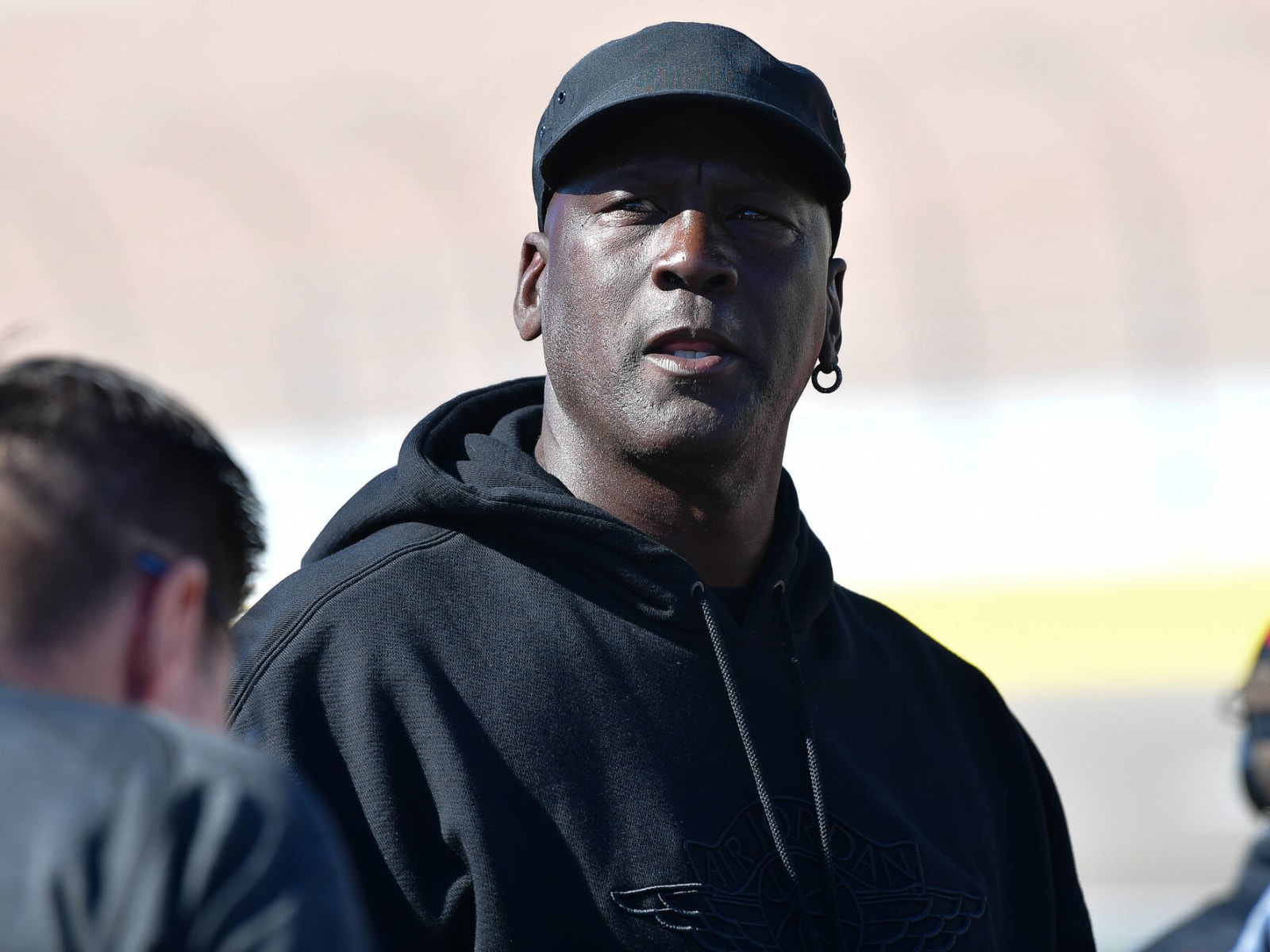 Michael Jordan issues statement on death of Jerry West Yardbarker