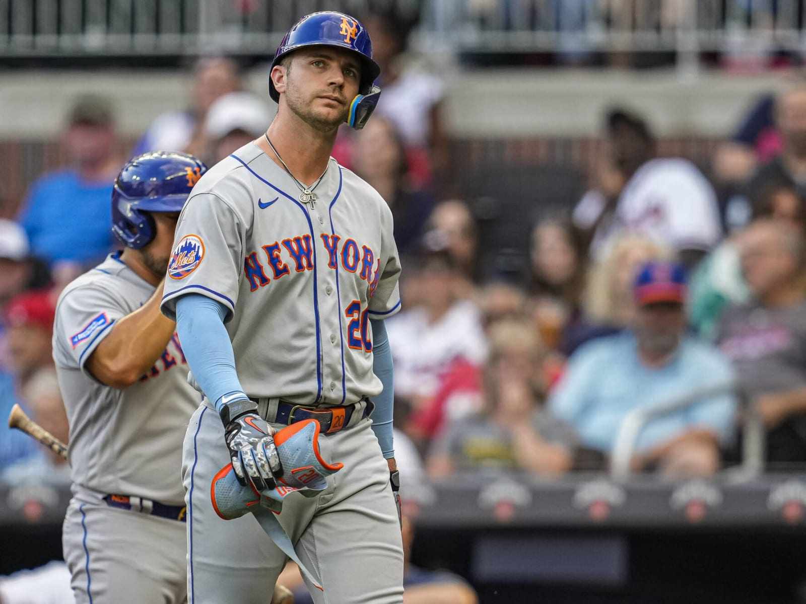 New York Mets fans react to Pete Alonso hitting a home run after