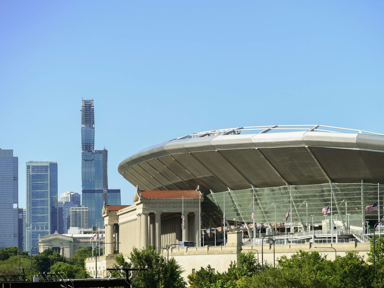Bears reject idea of dome addition at Soldier Field