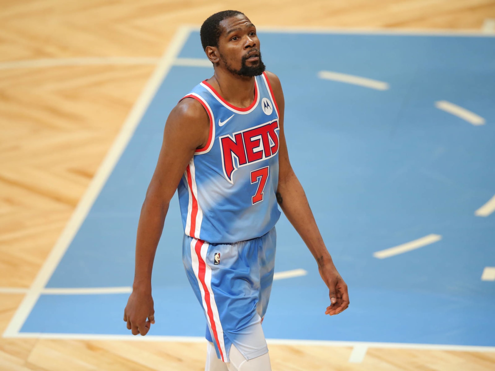 Kevin Durant Claps Back At Fan After Proving His Elbow Jumper Prowess