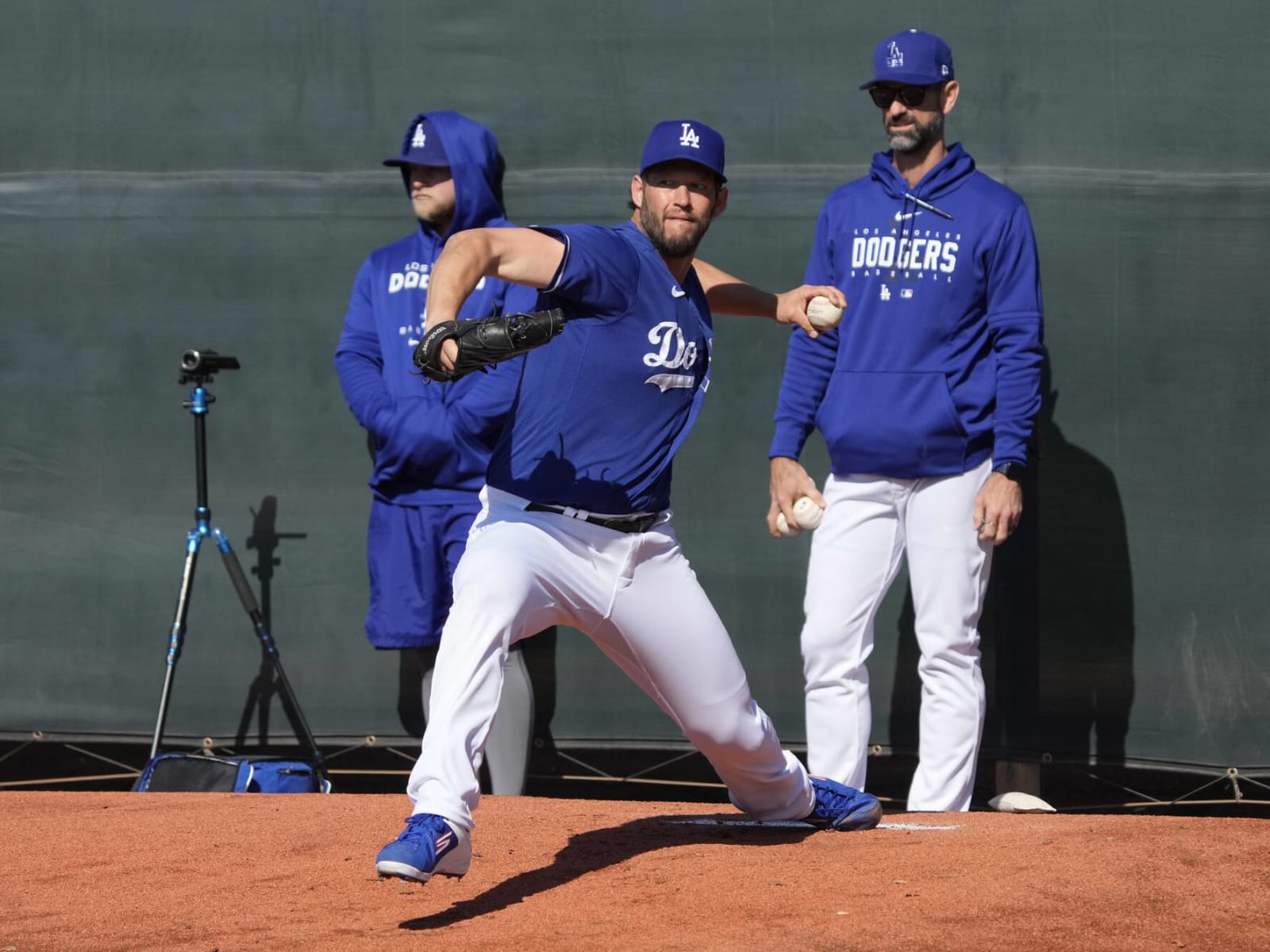 Report: Clayton Kershaw could be out until May 2013 