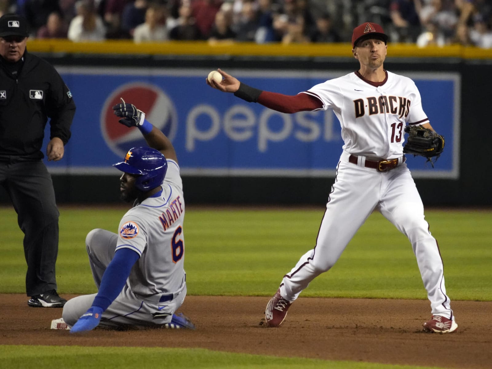 Nick Ahmed, Arizona Diamondbacks Agree to a Four-Year Contract