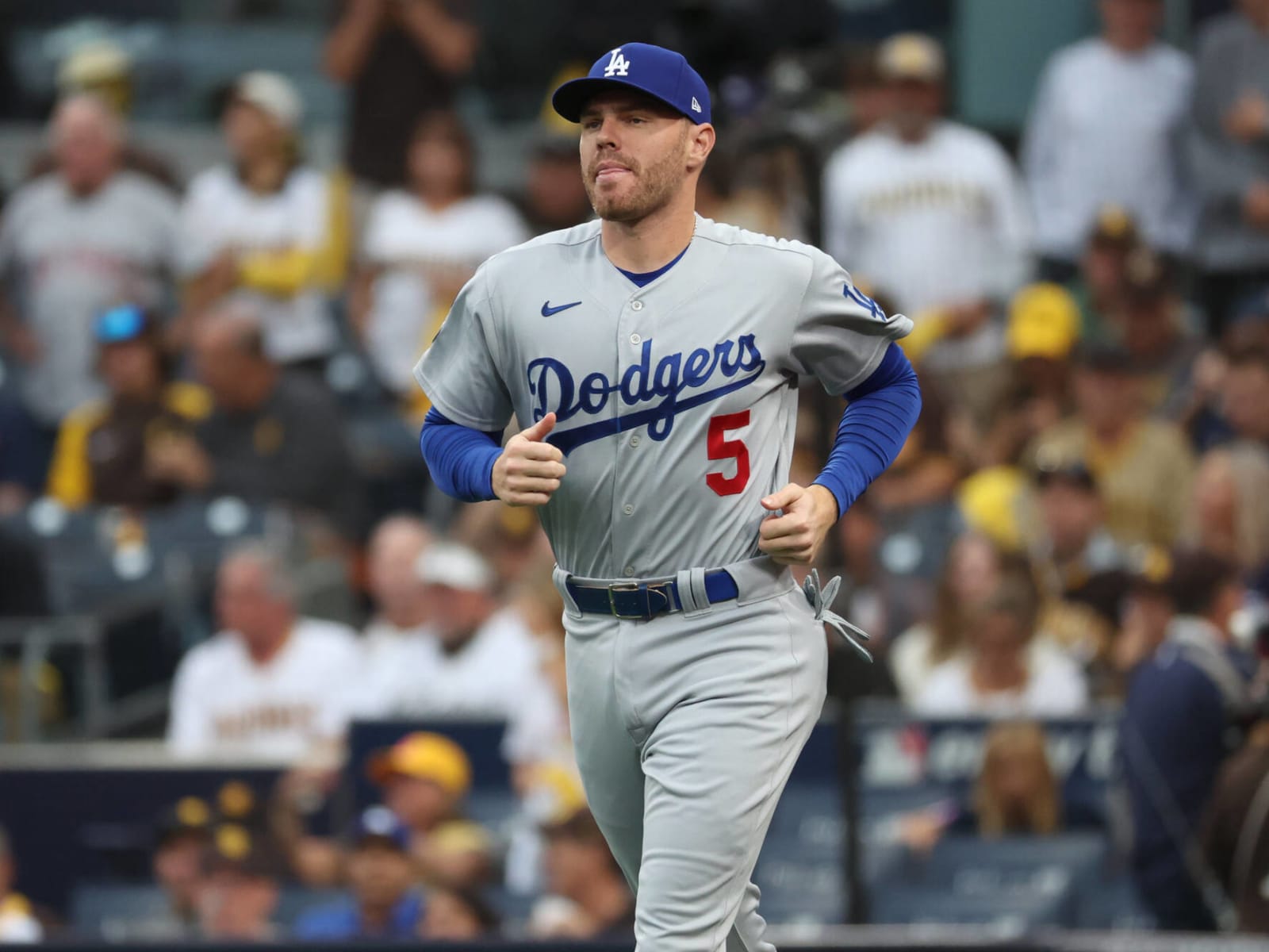 Dodger Stadium mariachi band singing happy birthday to Freddie Freeman is  incredible