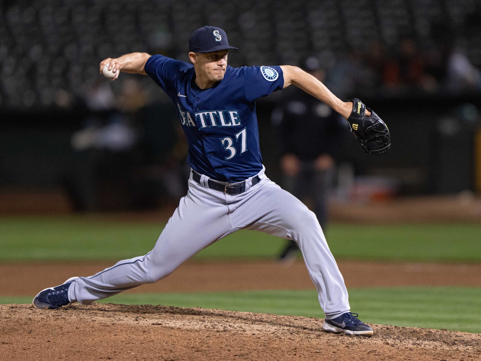 Mariners Select 1B Mike Ford from Triple-A Tacoma