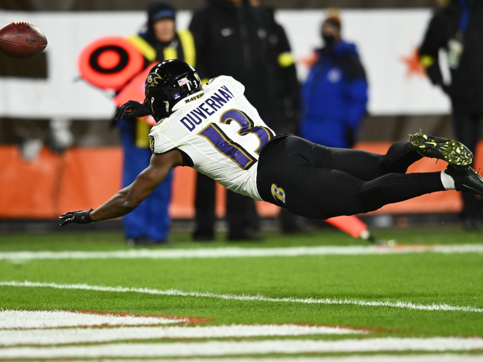 Ravens using 'Band-Aid solution' for deeper receiver problem